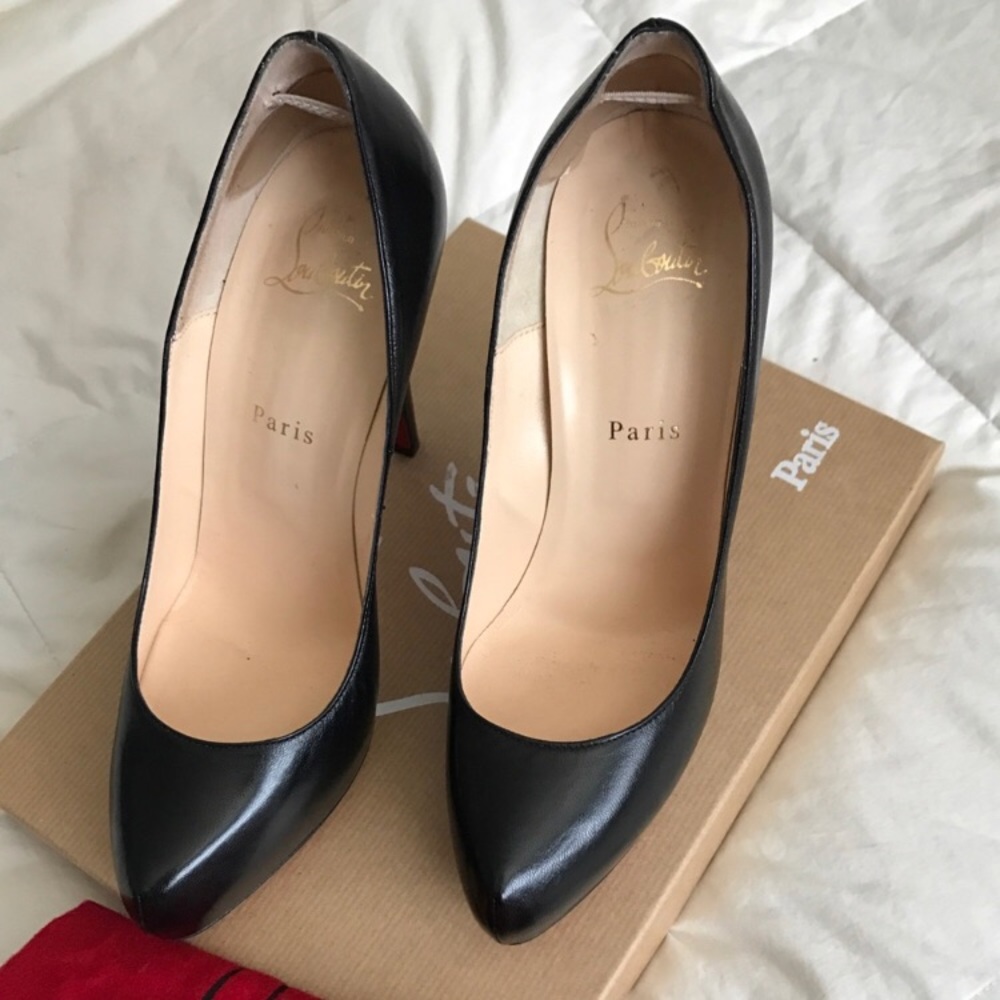 Authentic Christian Louboutin 8.5